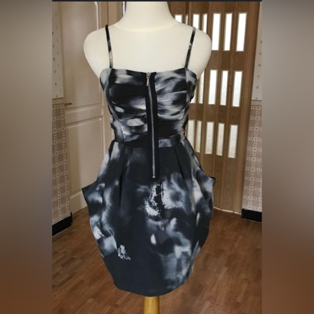 Elegant Black and Gray Women's Dress
